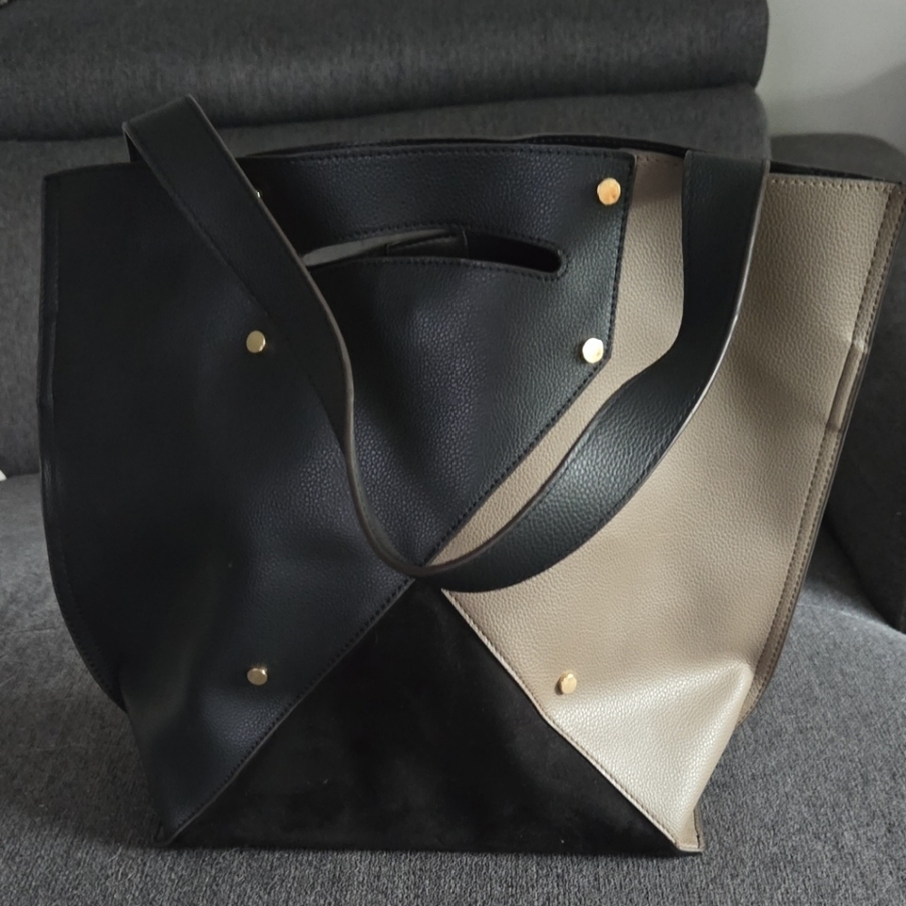 Sondra Roberts Black and Cream Tote